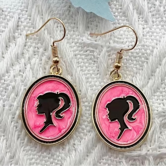 Come on Barbie let’s go Party! - Picture 2 of 2